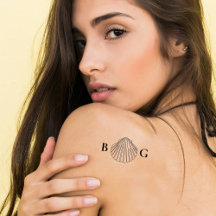 Minimalist Clam Seashell Monogram Wedding Favor