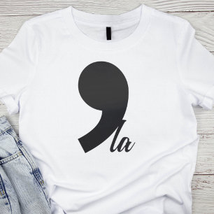 Minimalist Comma-La T-Shirt