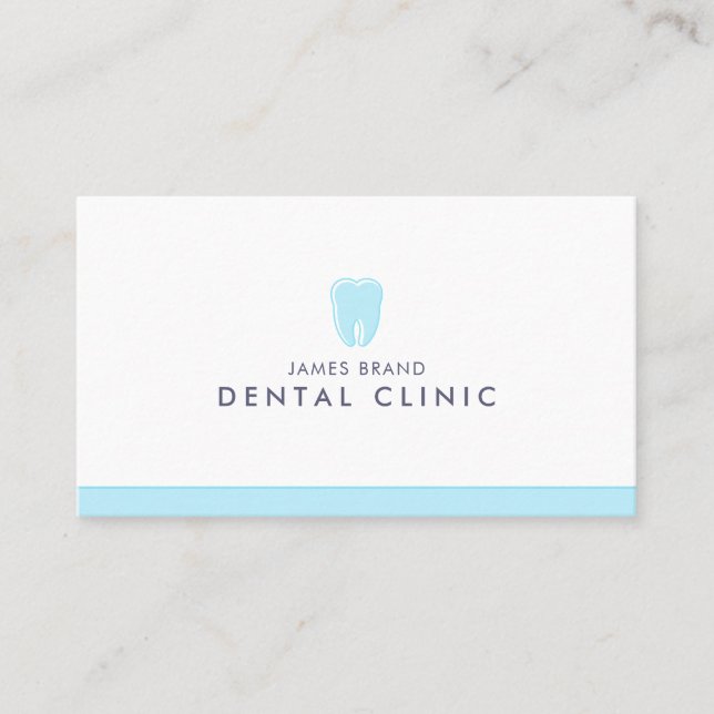 Minimalist Dental Clinic Dentist Business Card (Front)