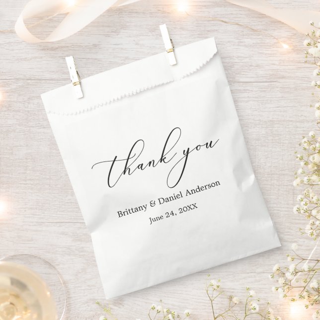 Minimalist Elegance Calligraphy Wedding Favour Bag (Clipped)
