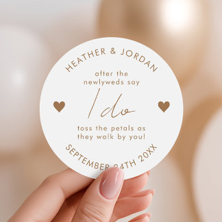 Minimalist Gold Wedding Toss Me Confetti Favour Classic Round Sticker