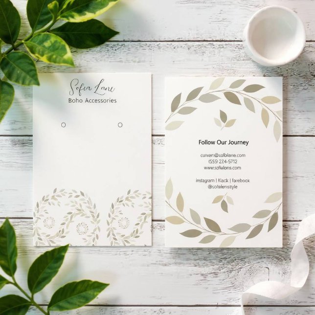 Minimalist Green Foliage Yin-Yang Art Card (Yin-Yang Foliage)