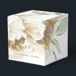 Minimalist Modern White Peonie Floral Watercolor Favour Box<br><div class="desc">minimalist modern white peonie watercolor floral design is the perfect bridal shower favors for guests. Wow your bridesmaids and friends with the perfect bachelorette gift ideas. The pretty flowers are cute, feminine and modern and are the perfect matching gift for all your bridal shower guests. Whether you're planning the perfect...</div>