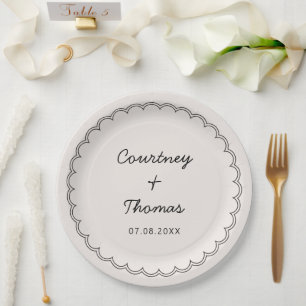 Minimalist Scalloped border Paper Plate