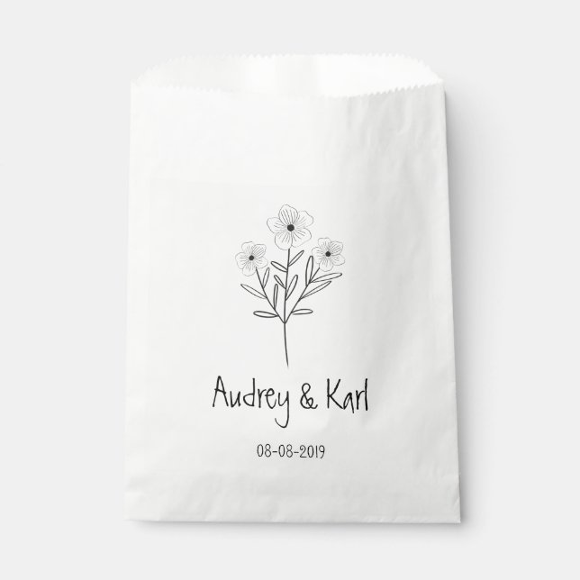 Minimalist Wildflowers Wedding Monogram Design Favour Bag (Front)