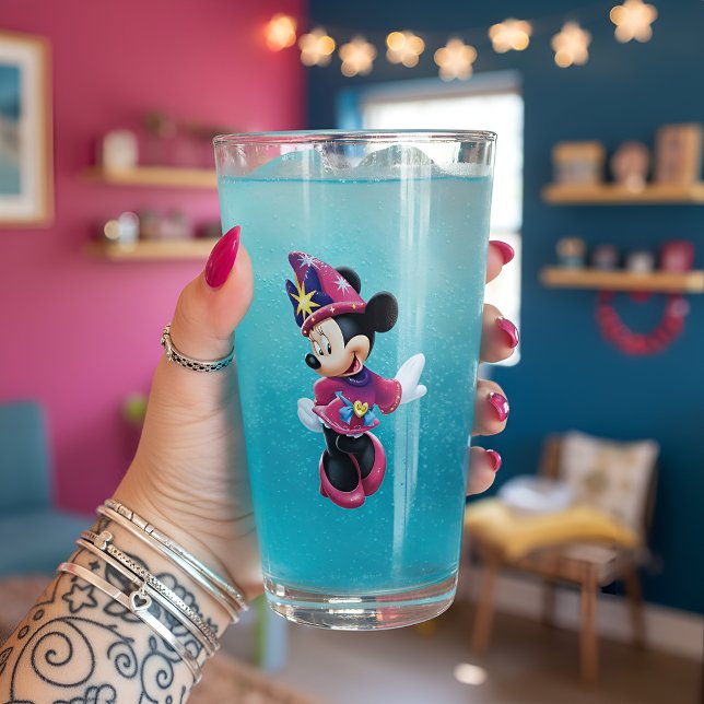 Minni Glass (Creator Uploaded)