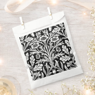 Mirrors's Acorns and Oak Leaves Black & White Favour Bag