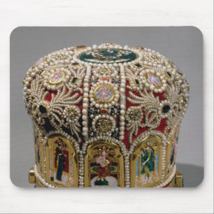 Mitre crown set with pearls and precious mouse pad