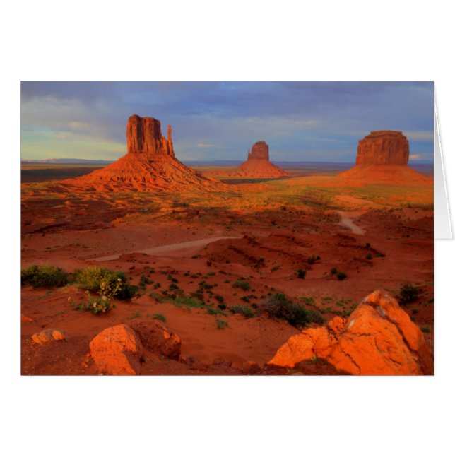 Mittens, Monument valley, AZ (Front Horizontal)