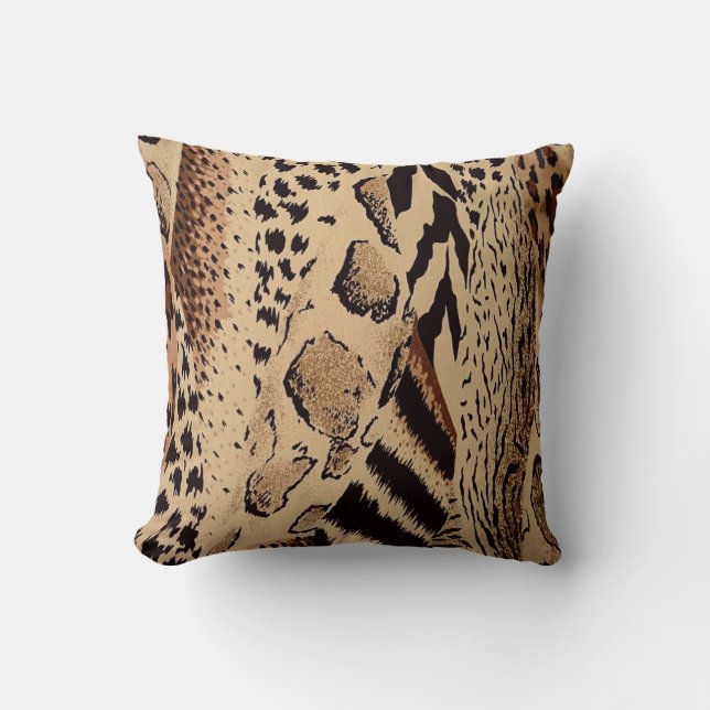 Mixed safari print throw pillow (Front)