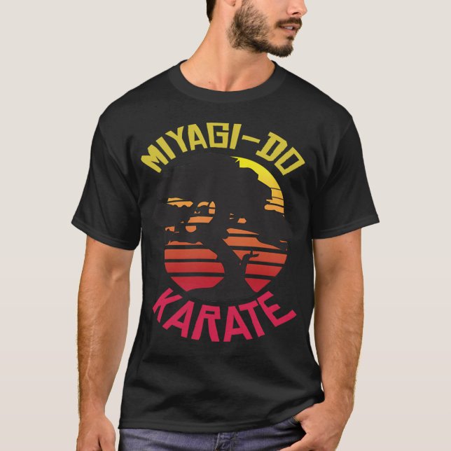 Miyagi Do Silhouette Bonsai - Retro T-Shirt (Front)