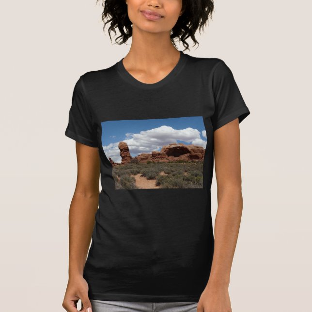 moab utah arch T-Shirt (Front)
