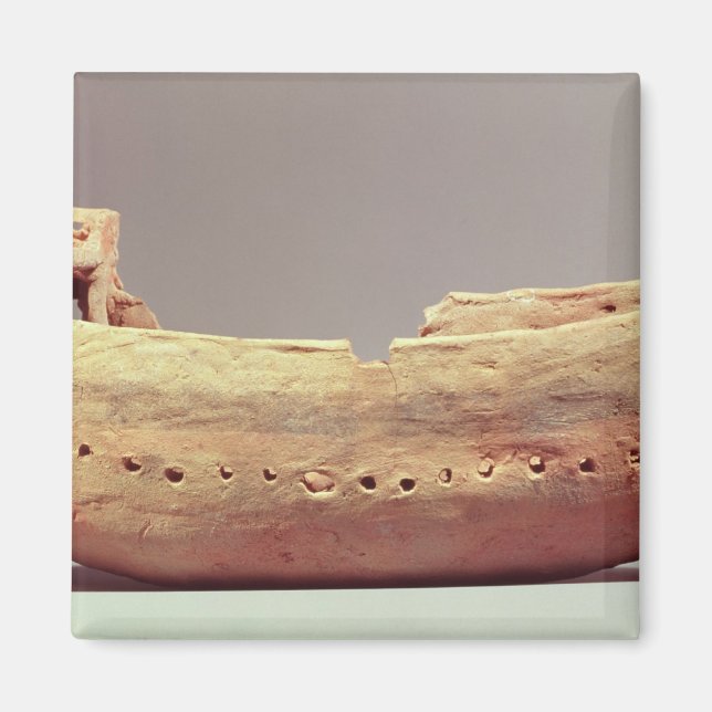 Model of a boat with a high poop deck magnet (Front)