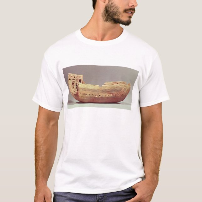 Model of a boat with a high poop deck T-Shirt (Front)