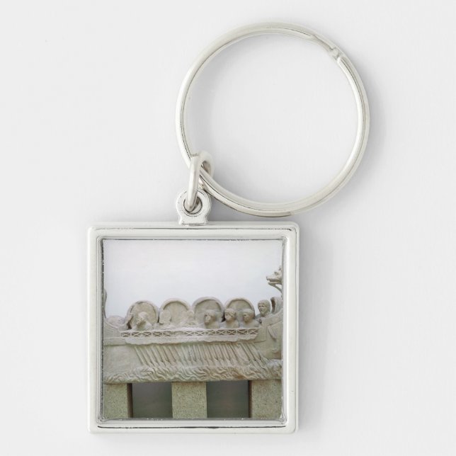 Model of a ship transporting wine on the key ring (Front)