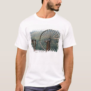 Model of a spinning machine T-Shirt
