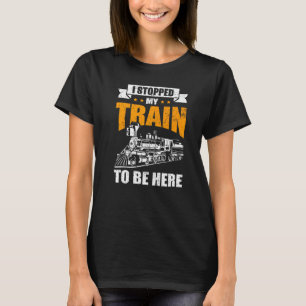 Model Train Stopped Steam Locomotive   T-Shirt
