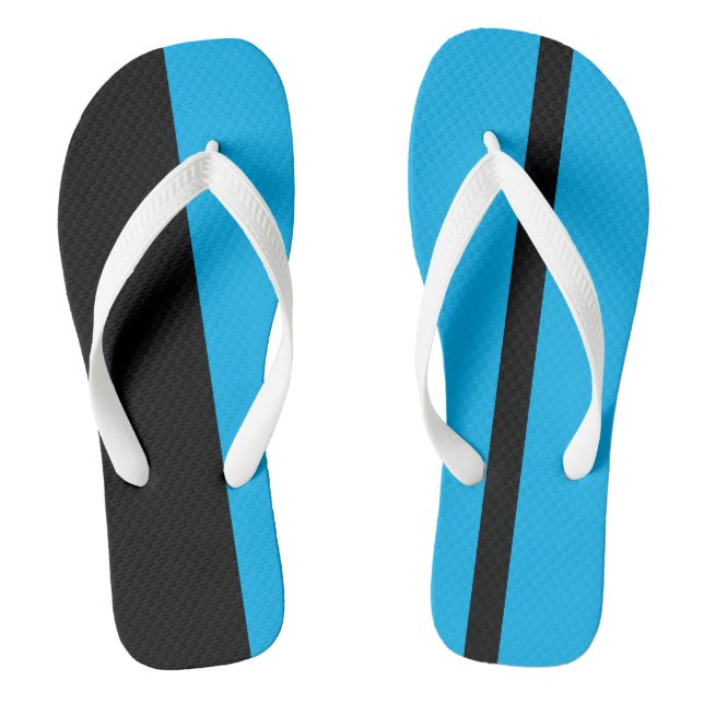 Moderate Light Blue Stylised Vertical Bands Thongs (Footbed)