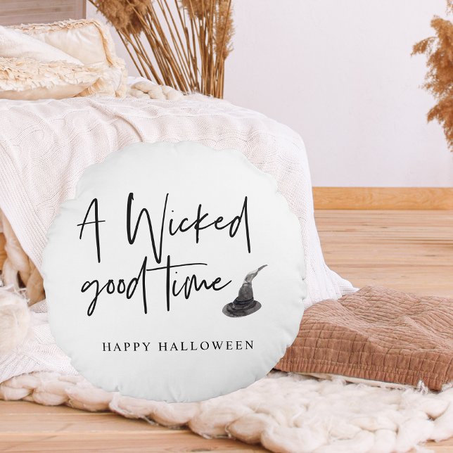 Modern A Wicked Good Time Quote | Happy Halloween Round Cushion (Creator Uploaded)