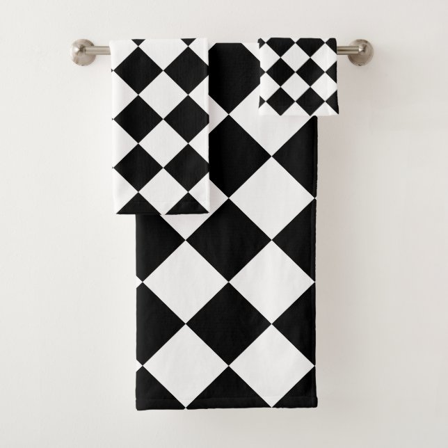 Modern Abstract Black & White Diamond Pattern Bath Towel Set (Insitu)