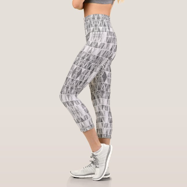 Modern abstract gray tribal triangle pattern capri leggings (Left)