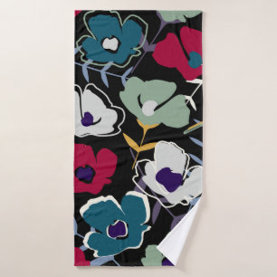 Modern abstract simple little flowers and leaves e bath towel