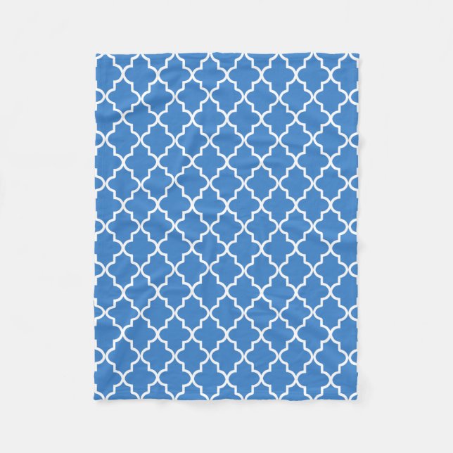 Modern Azure Blue and White Moroccan Quatrefoil Fleece Blanket (Front)