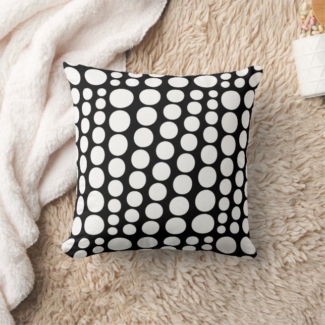 Modern Black and White Circles Pattern Pillow (Blanket)