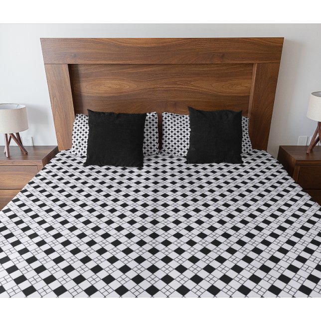 Modern Black and White Geometric Square Pattern Pillowcase (Creator Uploaded)