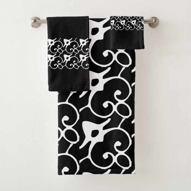 Modern Black and White Polka Dots Bath Towel Set (Insitu)