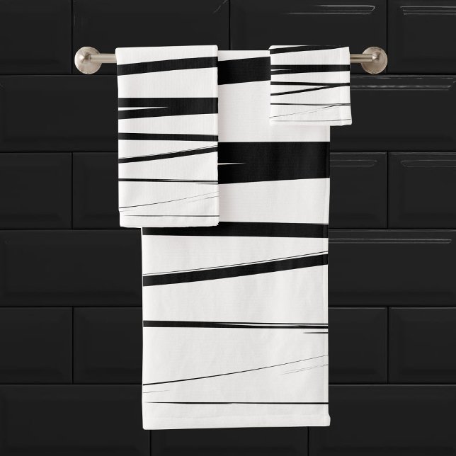 Modern Black & White Lines Abstract Art  Bath Towel Set (Creator Uploaded)