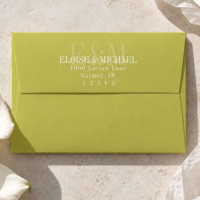 Modern Chartreuse Monogram Wedding Envelope (Modern Chartreuse Monogram Wedding Envelope)