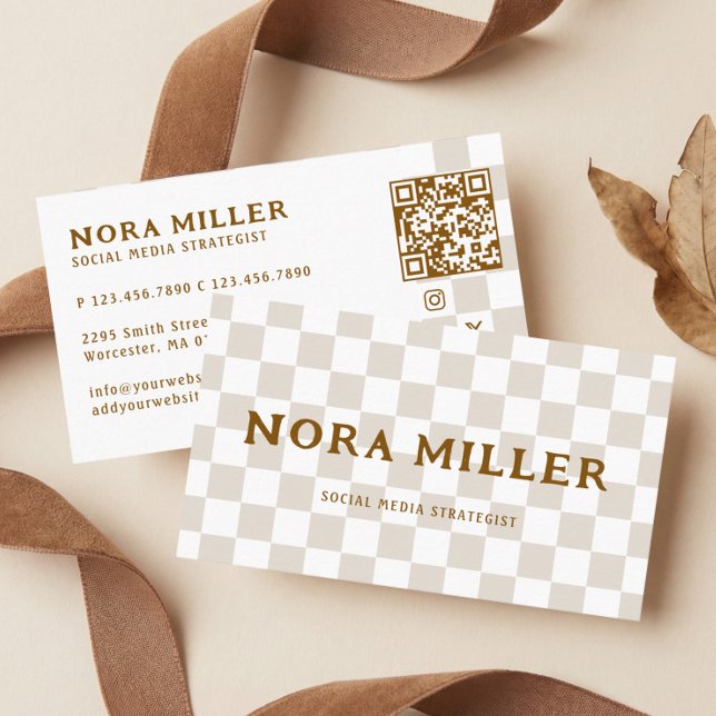 Modern Checkered Pattern Retro Influencer QR Code Business Card (Modern Checkered Pattern Retro Influencer QR Code Business Card)
