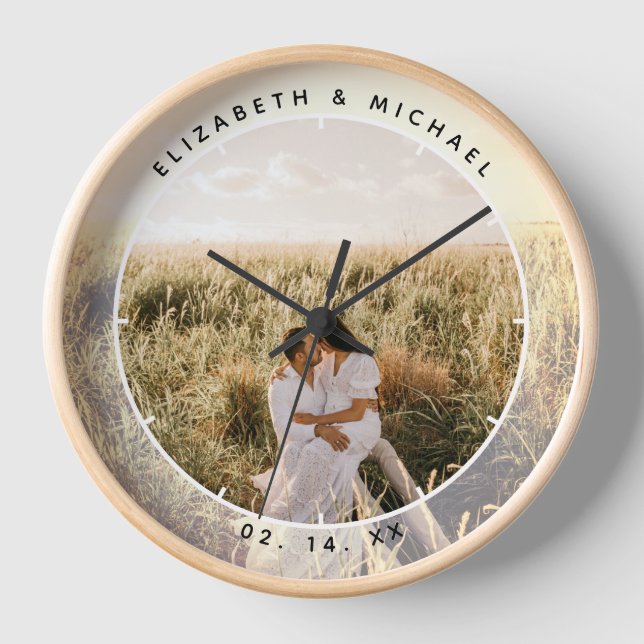 Modern Chic Couple Wedding Anniversary Photo Clock (Front)