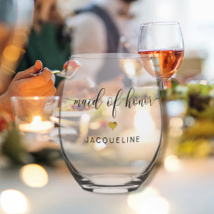 Modern Chic Maid of Honour Script Gold Heart Name Stemless Wine Glass