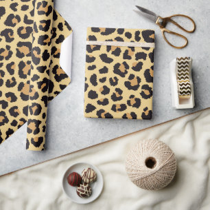 Modern Chic Wildlife Leopard Animal Print Pattern Wrapping Paper