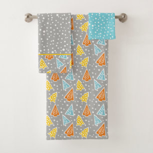 Modern Christmas trees, polka dots bath towel set