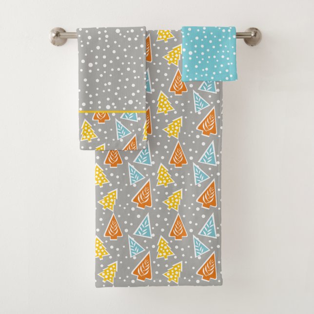 Modern Christmas trees, polka dots bath towel set (Insitu)