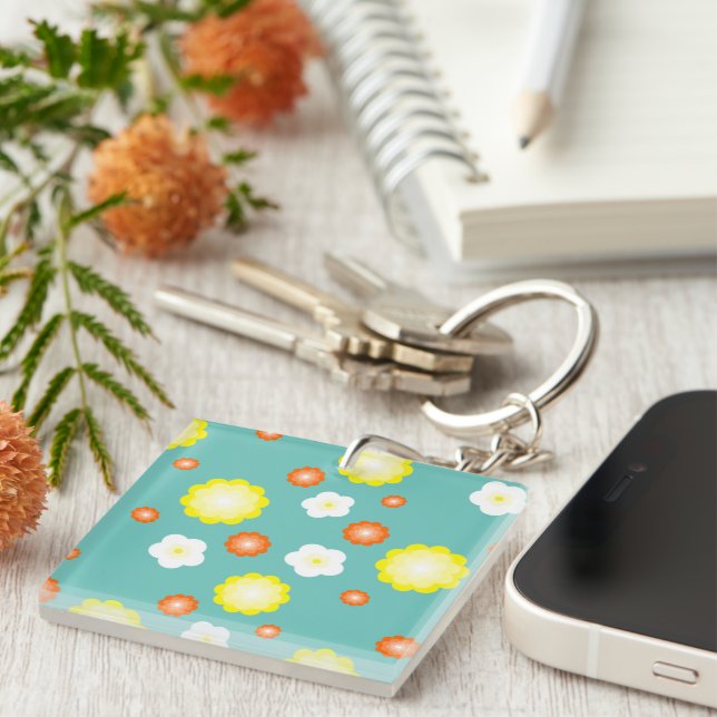 Modern cute gradient Daisy flowers pattern girly Key Ring (Front Right)