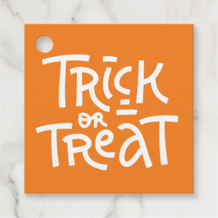 Modern Cute Typography Trick Or Treat Halloween Favour Tags