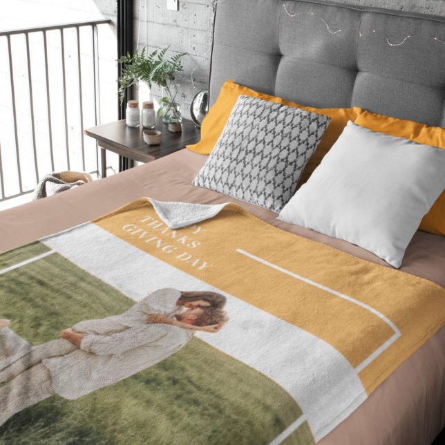 Modern Family Photo& Happy Thanksgiving Day Gift Fleece Blanket (Creator Uploaded)