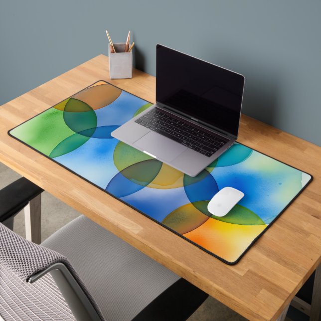 Modern Geometric Overlapping Circles Abstract Desk Mat (Office 2)