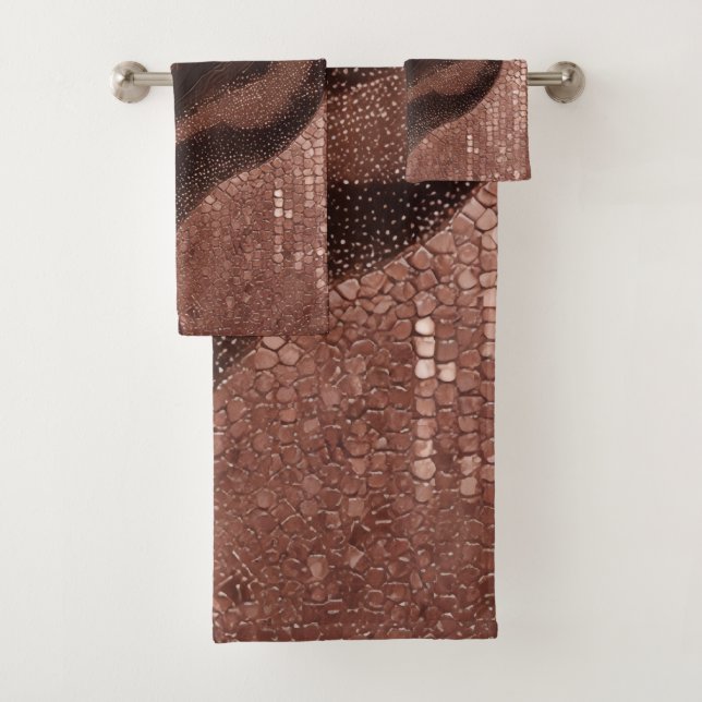 Modern Gold Abstract Pattern With Sparkle ✨ Bath Towel Set (Insitu)