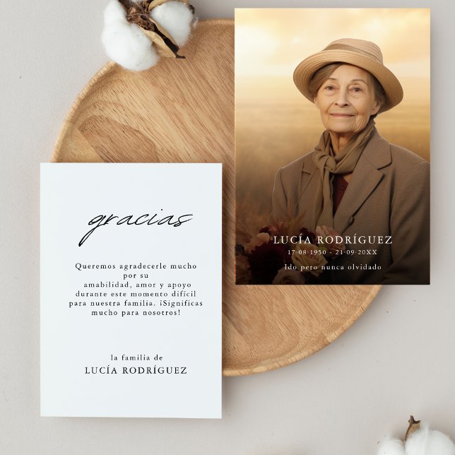 Modern Gracias Spanish Funeral Memorial Photo Thank You Card (Creator Uploaded)