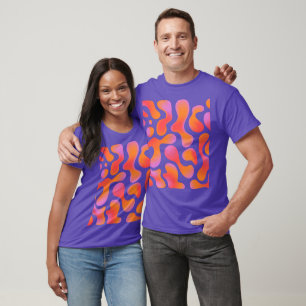 Modern Gradient Blobs Pattern in Pink and Orange T-Shirt