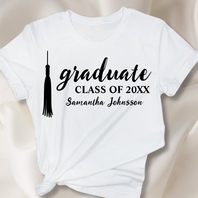 Modern Graduate Name Personalised 2024 Graduation T-Shirt (Modern Graduate Name Personalized 2024 Graduation T-Shirt)
