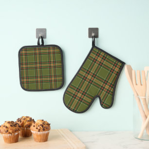 Modern Green Plaid Oven Mitt & Pot Holder Set