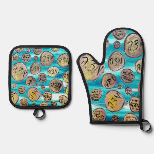 Modern Joyful Matzah  Oven Mitt & Pot Holder Set