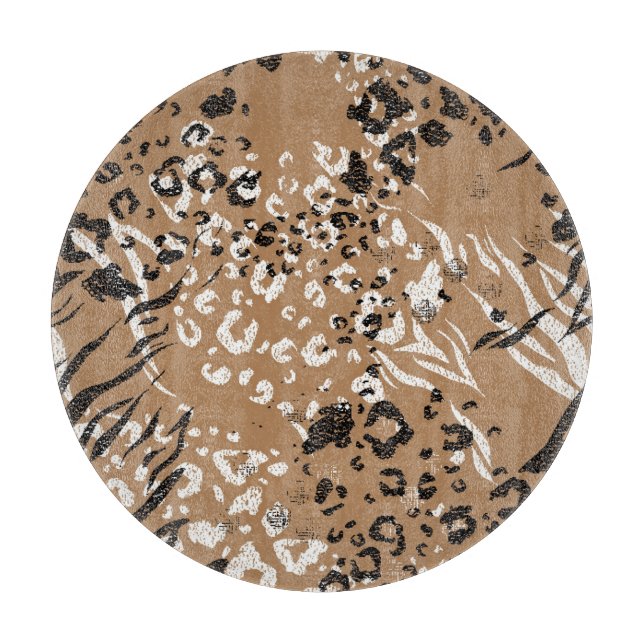 Modern leopard: wild nature pattern. cutting board (Front)