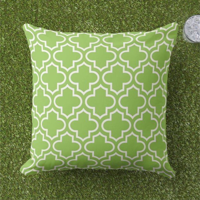 Modern Lime Green Moroccan Quatrefoil Pattern Cushion (Grass)